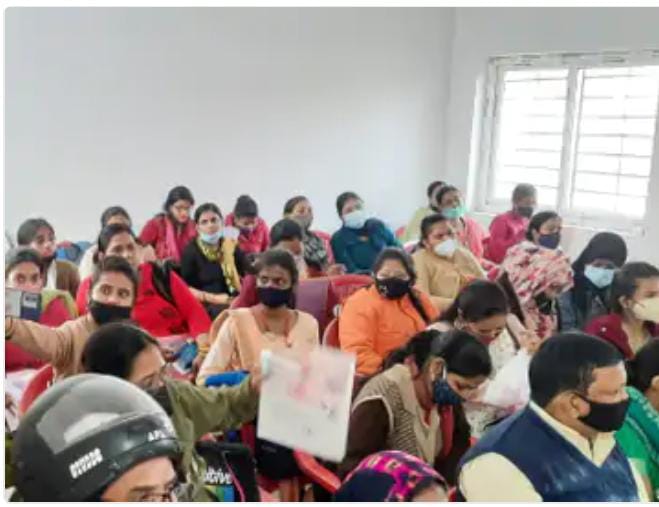 EMPLOYMENT : बिहार में प्राइमरी शिक्षकों की बल्ले-बल्ले, choice का स्कूल पूछकर की जा रही Posting, 1 महीने में करना है…