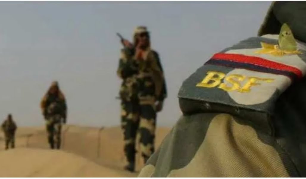 Punjab : ड्यूटी से परेशान BSF जवान ने मेस में साथियों पर की फायरिंग, फिर खुद को भी मार ली गोली, 5 की मौत, कई घायल
