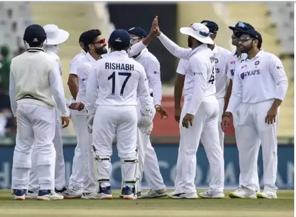 India vs Sri Lanka first test : जडेजा के जौहर से भारत ने श्रीलंका को पहले टेस्ट मैच में तीसरे ही दिन पारी और 222 रनों से धोया