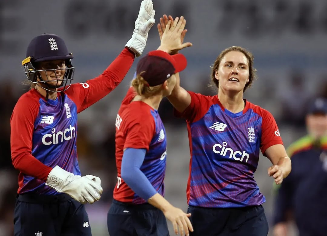 ICC Women’s CRICKET WORLD CUP :  इंग्लैंड ने भारत को चार विकेट से हराकर विश्व कप में हासिल की पहली जीत,भारत 134 पर सिमटा