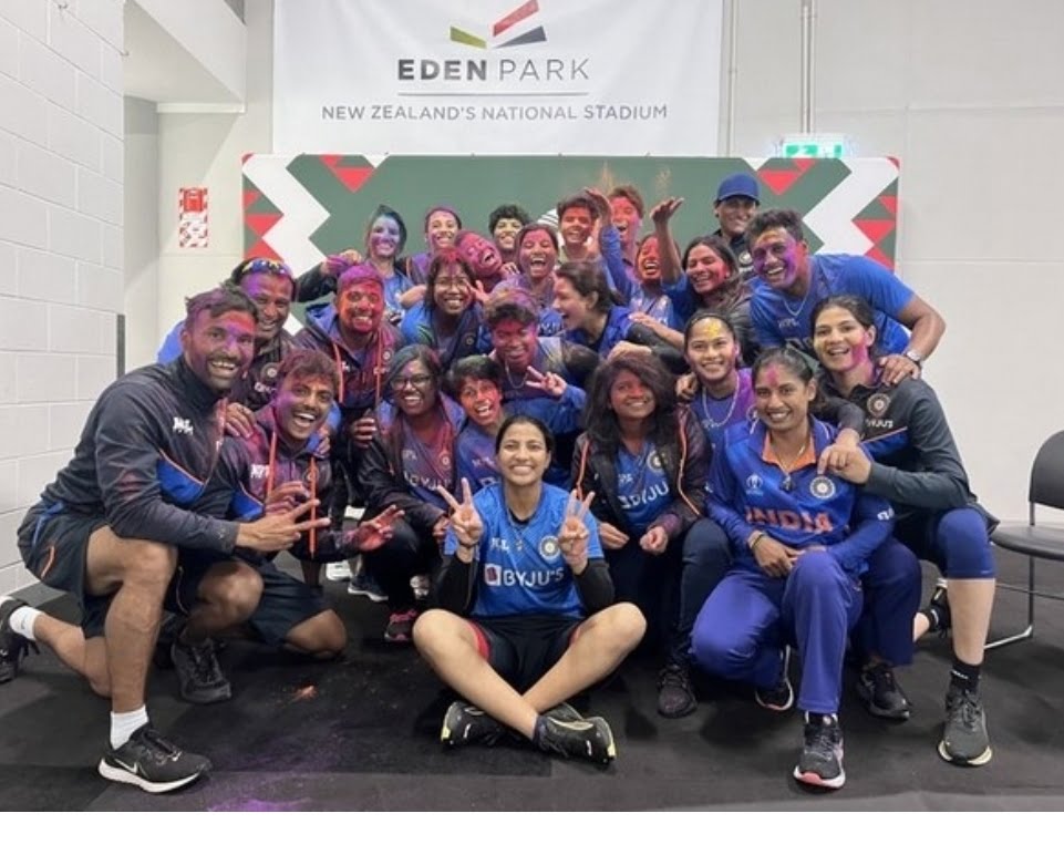 ICC World Cup women’s cricket: भारतीय महिला क्रिकेट टीम ने ऑकलैंड में मनाई होली