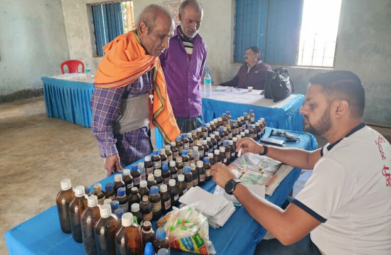 Jharkhand: श्री सर्वेश्वरी समूह रांची ने निःशुल्क चिकित्सा व दवा वितरण शिविर का किया आयोजन, 514 रोगियों ने चिकित्सा लाभ पाया 6 IMG 20230212 WA0016