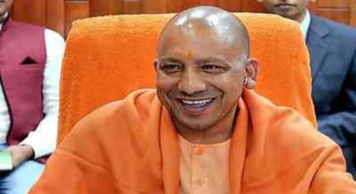 Better Opportunity : यूपी के CM योगी ने रेशम उत्पादन बढ़ाकर किसानों को बताया अधिक कमाई करने का तरीका