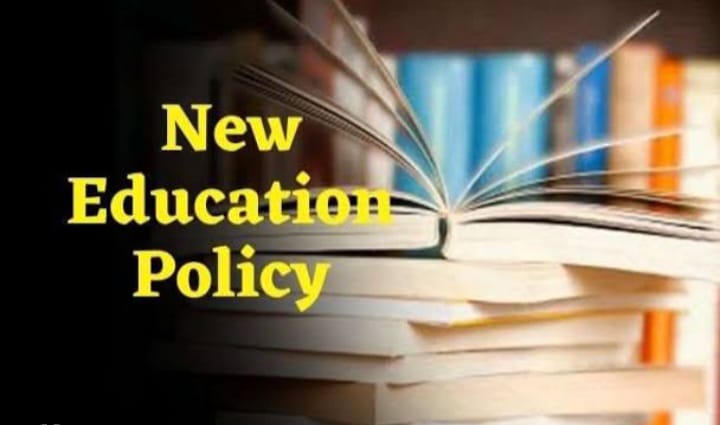 NEP : झारखंड में राष्ट्रीय शिक्षा नीति के अनुरूप पाठ्यक्रम तैयार करने का काम जारी, अभी कक्षा दो तक ही…