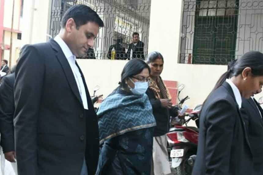पूजा सिंघल ने ईडी कोर्ट में किया सरेंडर, भेजी गयीं जेल, आज सुप्रीम कोर्ट में होगी जमानत याचिका पर सुनवाई