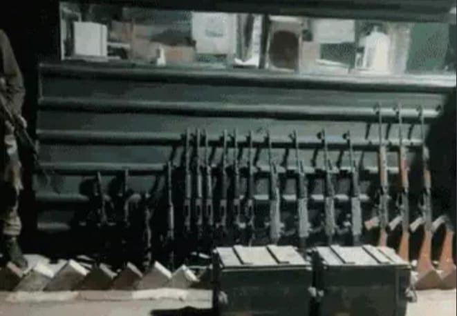 Weapons Surrender : मणिपुर में उपद्रवियों ने सरेंडर किए 140 हथियार, गृह मंत्री अमित शाह की अपील के बाद…