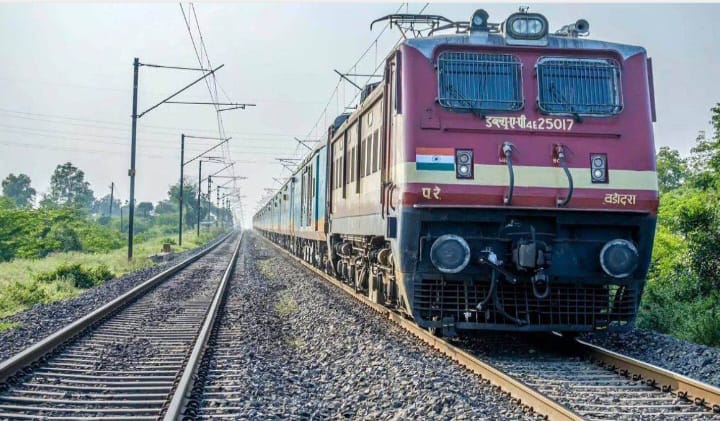 Effect Of Odisha Train Accident : 17 जून को  24 मेल और एक्सप्रेस ट्रेनें रहेंगी कैंसिल, कुछ का रूट चेंज…