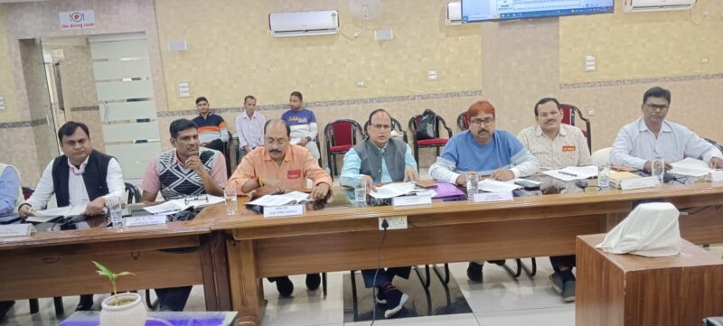 Pnm Meeting 2nd Day : इंजिनियरिंग और सिगनल कर्मियों की समस्याओं पर ध्यान दें रेलवे : ईसीआरकेयू