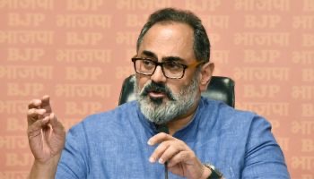 डीप फेस पर सरकार का रुख सख्त, अगले एक हफ्ते में नये संशोधित आईटी नियम जारी करेगा आईटी मंत्रालय