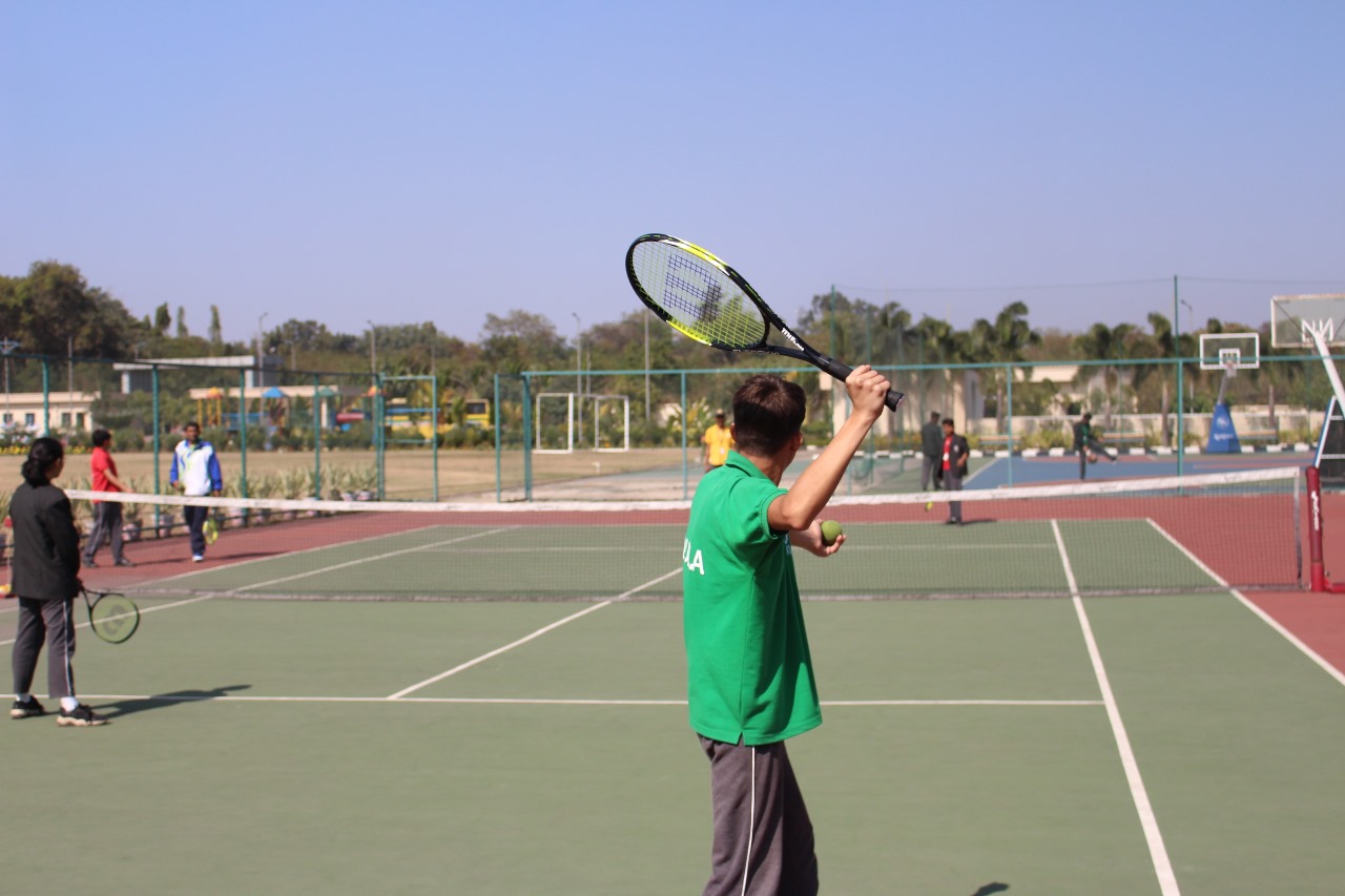 Dhanbad: क्रेडो वर्ल्ड स्कूल में टेनिस और  क्रिकेट का समर कैंप 10 मई से