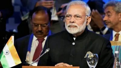 पूरी ताकत से कुचलेंगे आतंकवाद, दुश्मन को देंगे मुंहतोड़ जवाब : मोदी