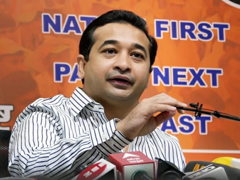 महाराष्ट्र में इस बीजेपी नेता के बिगड़े बोल तो दर्ज हो गई दो FIR, जानिए क्या कहा…