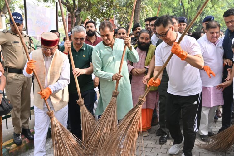 उत्तराखंड आयें, मगर गंदगी न फैलायें, संजो कर रखें धरोहर : किरेन रिजिजू