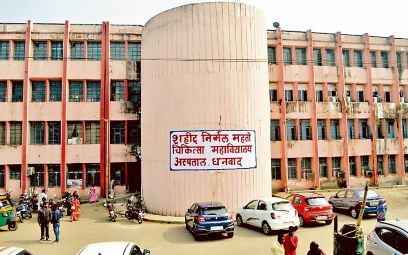 चुनाव ड्यूटी के दौरान मतदान कर्मी की मौत, ई वी एम कलेक्ट करने के क्रम में हुआ हार्ट अटैक