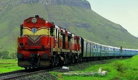 Indian Railway : नवम्बर तक करीब 370 नियमित ट्रेनों में जुड़ेंगे 1000 से अधिक कोच