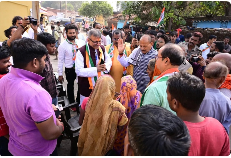 धनबाद में व्याप्त पानी सहित ज्वलंत समस्याओं का निराकरण करना प्राथमिकता होगी : अजय दुबे