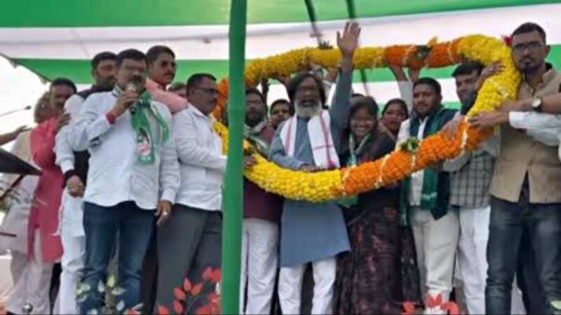 महुआडांड व हेरहंज में भी विपक्ष पर जम कर बरसे मुख्यमंत्री  