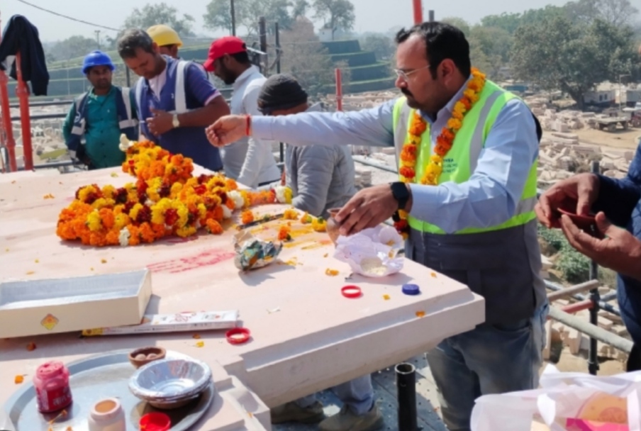 श्रीराम जन्मभूमि मंदिर : परकोटे के हनुमान मंदिर के शिखर का कार्य विधि विधान से प्रारम्भ