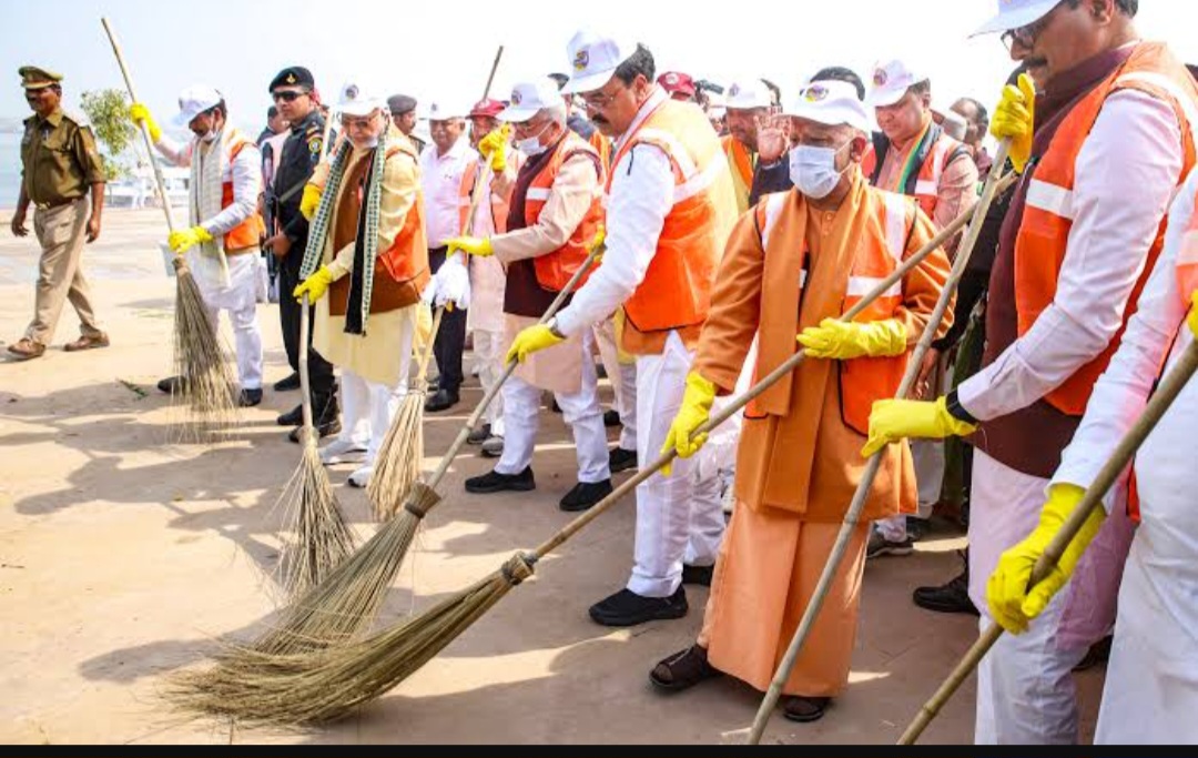 महाकुम्भ: मेला के स्वच्छताकर्मियों और स्वास्थ्यकर्मियों को 10 हजार का बोनस, मुख्यमंत्री ने की कई घोषणाएं