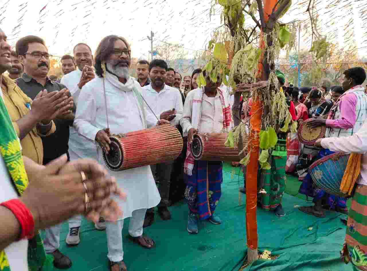 बाहा पूजा और सरहुल झारखंड के आदिवासियों का मुख्य त्योहार : हेमंत सोरेन          