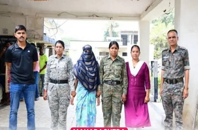 गढ़चिरौली में 36 लाख रुपये की इनामी 05 नक्सली महिलाएं गिरफ्तार