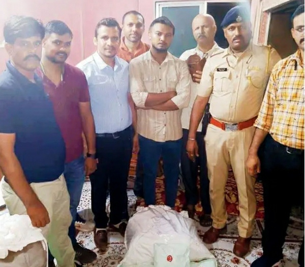 गोवंडी में 06 करोड़ रुपये की तीन किलोग्राम ड्रग जब्त, तस्कर गिरफ्तार