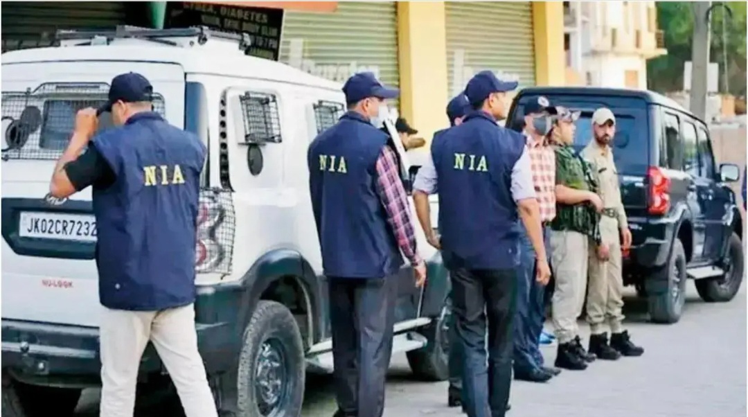 जासूसी के आरोप में सीआरपीएफ जवान गिरफ्तार, एनआईए कर रही पूछताछ