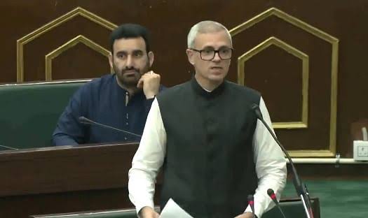 आतंकवाद की कायरतापूर्ण हरकतों से नहीं डरेगी जम्मू-कश्मीर सरकार : उमर अब्दुल्ला