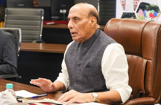 रक्षा क्षेत्र के तीन डीपीएसयू को मिलेगा मिनी रत्न का दर्जा, रक्षा मंत्री ने दी मंजूरी