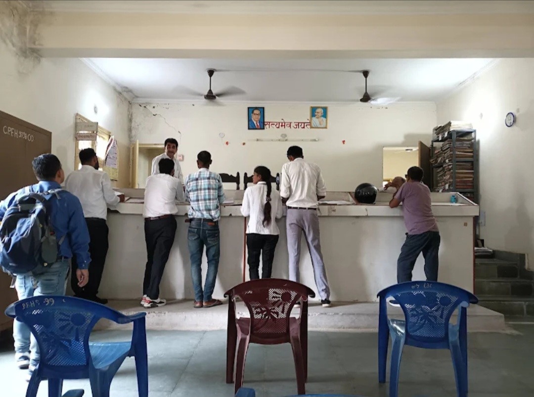 कीमत से 10 रुपये ज्यादा वसूलना पड़ा भारी, जिला  उपभोक्ता आयोग ने ठोका 10 हजार जुर्माना