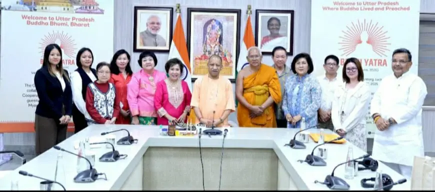पांच देशों के 50 विशिष्ट मेहमानों ने यूपी में की ‘बोधि यात्रा’