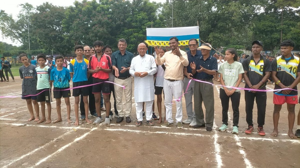 सीनियर बालक वर्ग में अलेक्सा तो जूनियर वर्ग में बहरागोड़ा विजयी