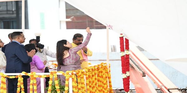 भारतीय तटरक्षक बल के लिए 60 फीसदी स्वदेशी जहाज ‘अचल’ लॉन्च