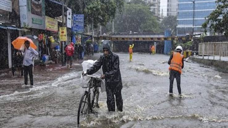 मौसम विभाग जारी किया रेड अलर्ट, आपातकालीन तैयारियों को लेकर दिये गये निर्देश