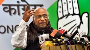 खड़गे ने प्रधानमंत्री को लिखा पत्र, लोकसभा उपाध्यक्ष के चयन की मांग