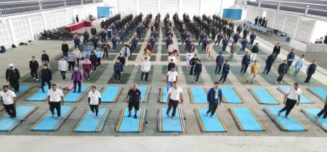 भारतीय सेना ने चीन से लगती सीमा पर मनाया अंतर्राष्ट्रीय योग दिवस