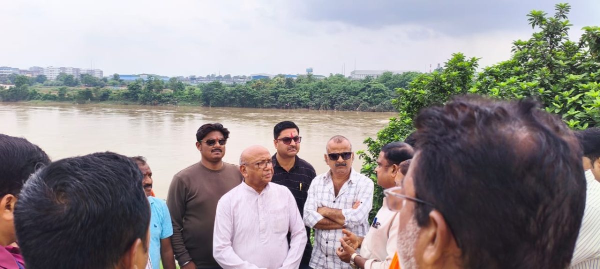 खरकई नदी के किनारे बन रहे दो प्रवेश द्वारों से कोई दिक्कत नहीं होगी:  सरयू राय