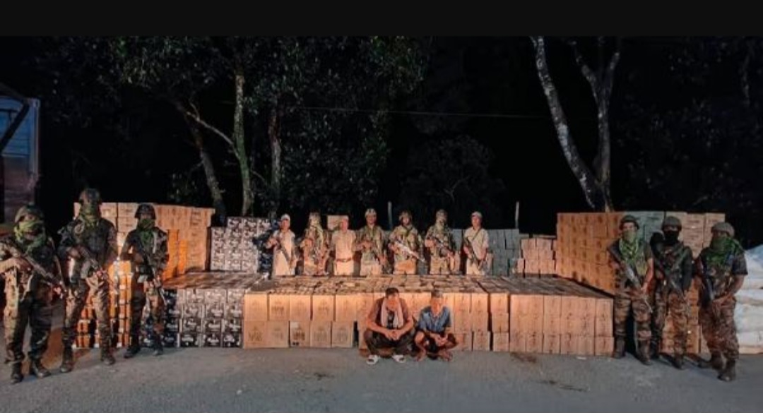 मणिपुर में राष्ट्रीय राजमार्ग-37 पर एक करोड़ की अवैध शराब जब्त, दो गिरफ्तार