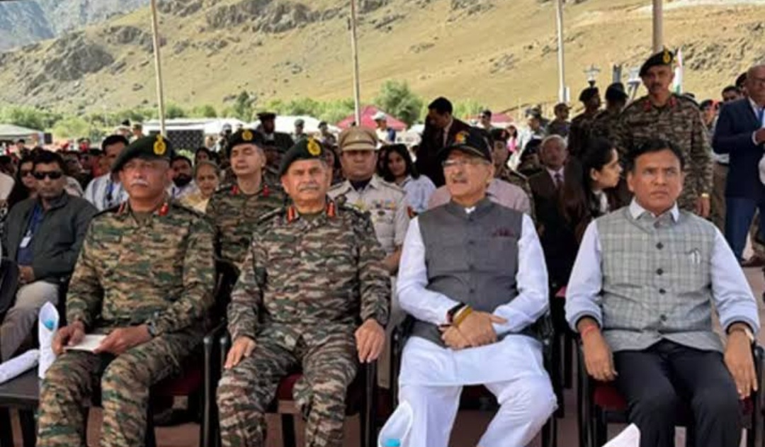 विजय दिवस पर सेना प्रमुख ने कहा…