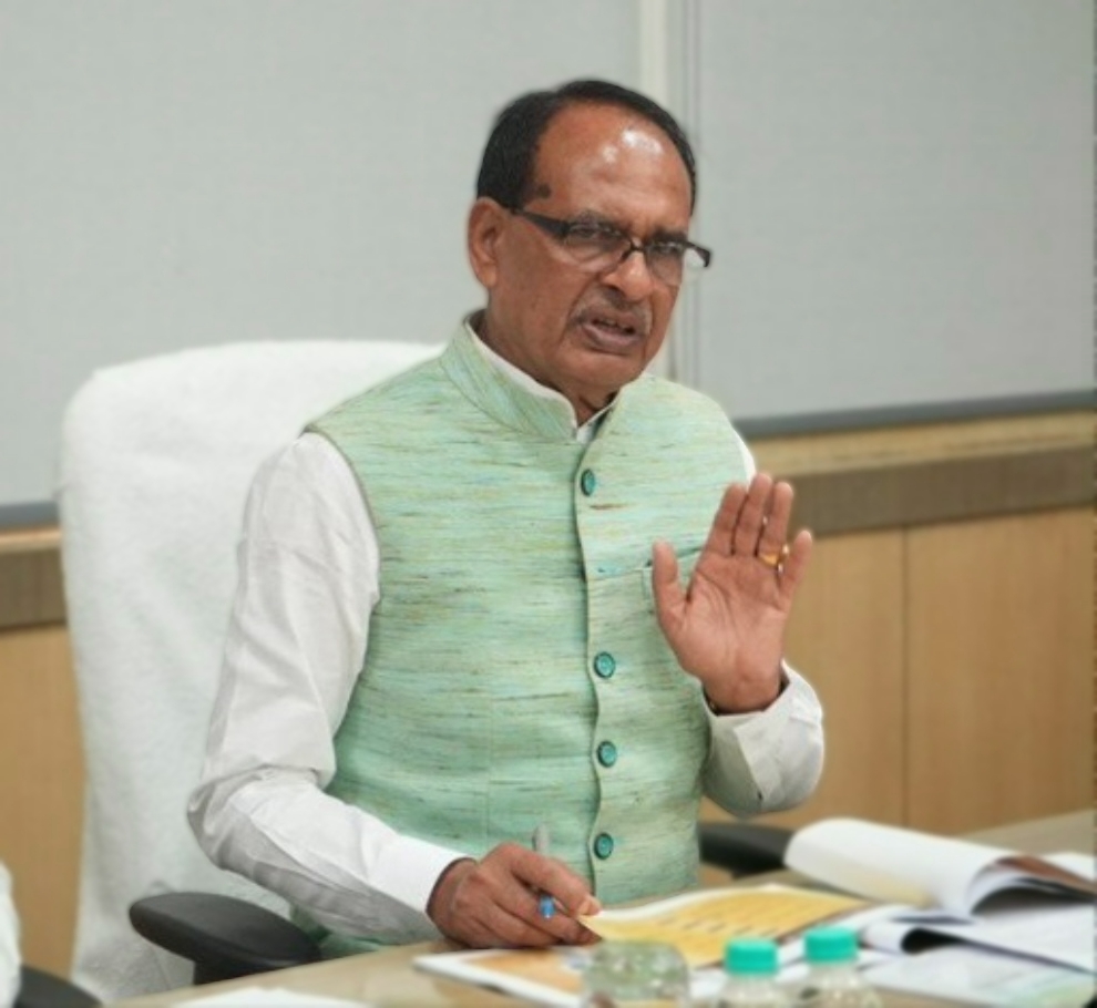 बीमा सखी योजना महिला सशक्तीकरण की दिशा में महत्त्वपूर्ण कदम : शिवराज सिंह