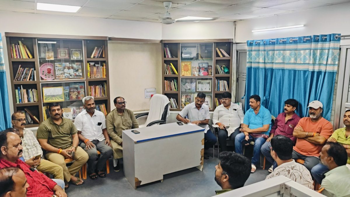 10 अगस्त तक साफ-सफाई की व्यवस्था ठीक नहीं हुई तो 11 को कूड़ा के साथ प्रदर्शन