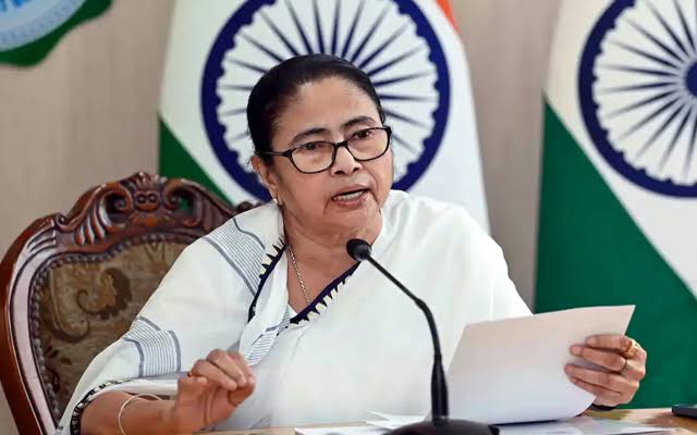 ममता बनर्जी के बयान पर शुभेन्दु का पलटवार, कहा : मेट्रो परियोजनाओं में आपका योगदान शून्य