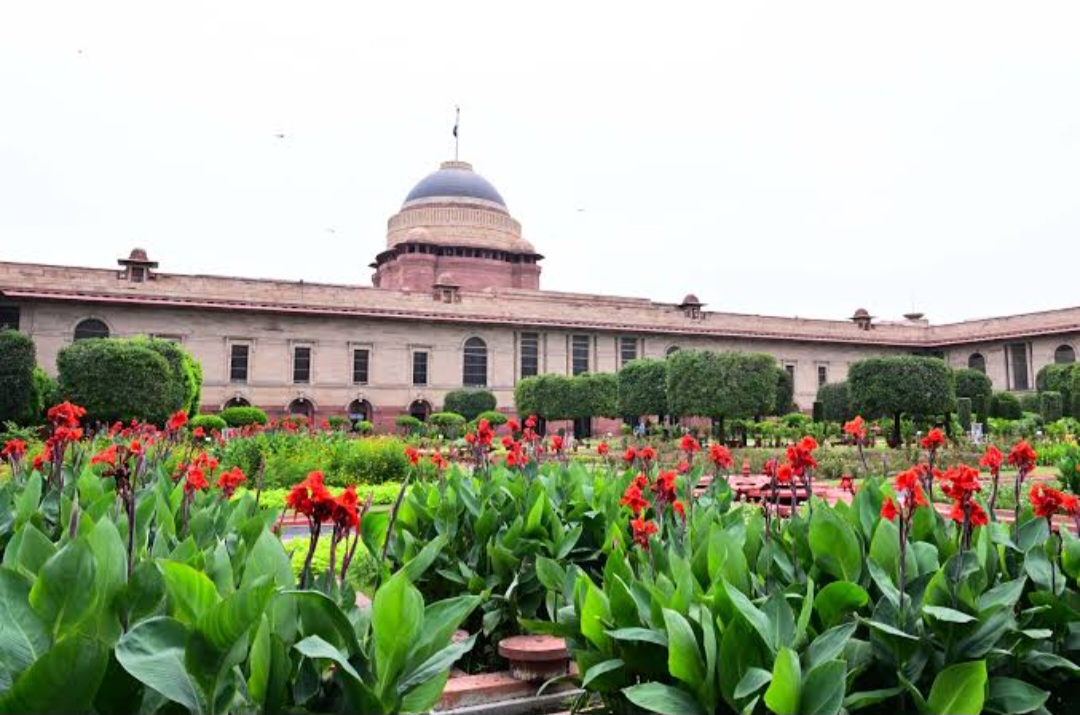 राष्ट्रपति ने अमृत उद्यान के ग्रीष्मकालीन वार्षिकोत्सव का किया उद्घाटन