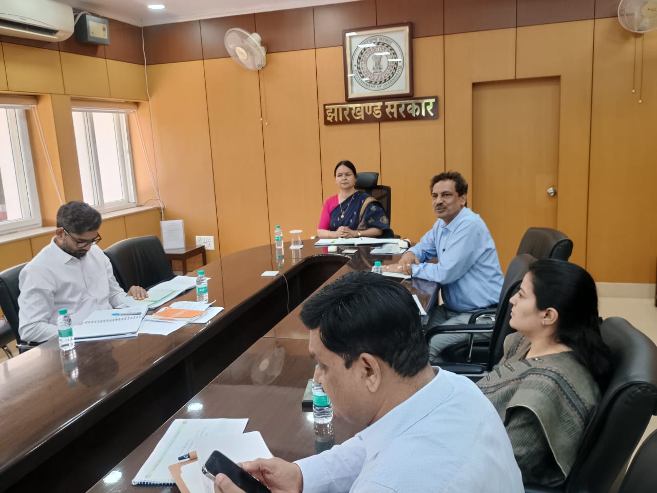 स्वास्थ्य मद में 15वें वित्त आयोग की 50 प्रतिशत राशि का खर्च अक्टूबर के मध्य तक सुनिश्चित करें : अलका तिवारी