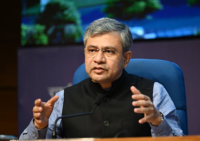 कैबिनेट बैठक में बड़ा फैसला, रेलवे कर्मचारियों को मिलेगा 78 दिनों का दिवाली बोनस