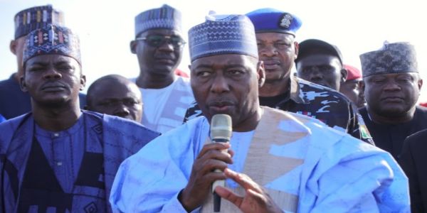 नाइजीरिया में बोको हरम आतंकियों ने बर्बर हमले को दिया अंजाम, 63 लोगों की हत्या कर घरों में लगायी आग 21 नाइजीरिया में बोको हरम आतंकियों ने बर्बर हमले को दिया अंजाम, 63 लोगों की हत्या कर घरों में लगायी आग