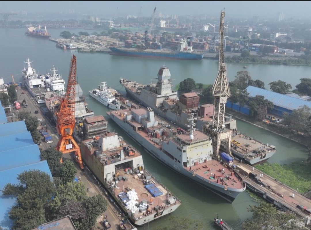 केंद्रीय कैबिनेट ने जहाज निर्माण और समुद्री क्षेत्र के लिए 69,725 करोड़ के पैकेज को मंजूरी दी