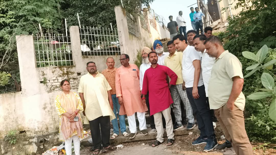 छठ घाटों की साफ सफाई को लेकर दौरा