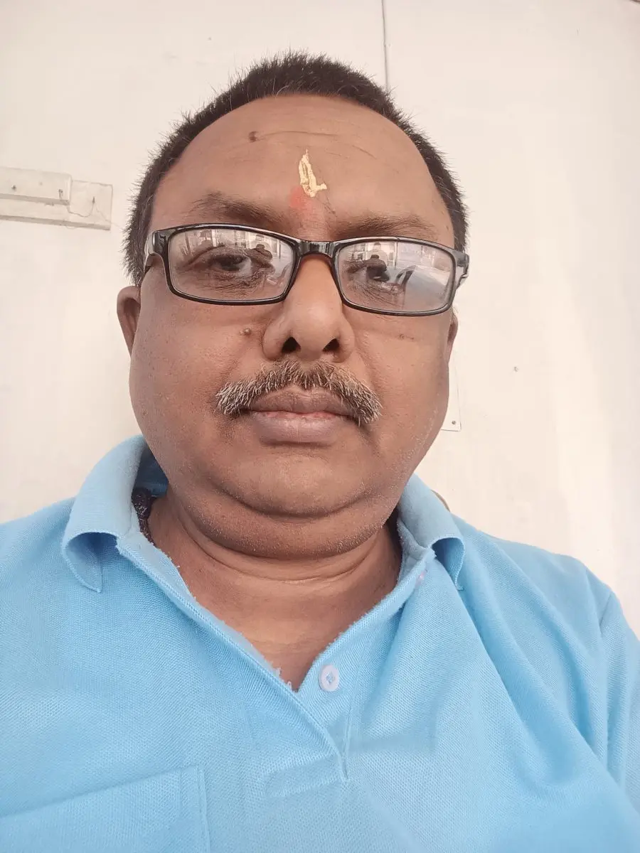 आनंद सिंह की तीन चार पंक्तियां