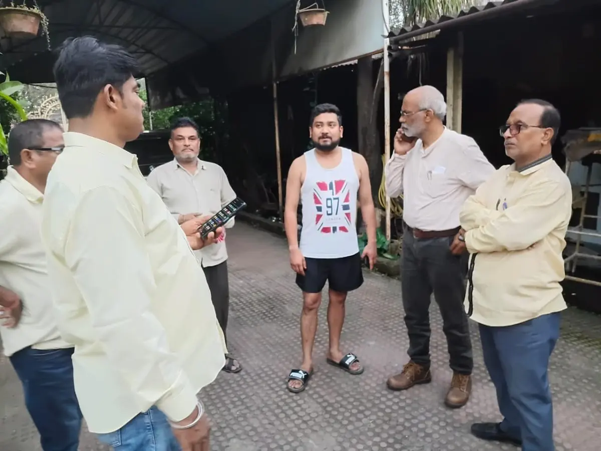 लूटपाट के शिकार दिलीप दास सेमिला जदयू का प्रतिनिधिमंडल